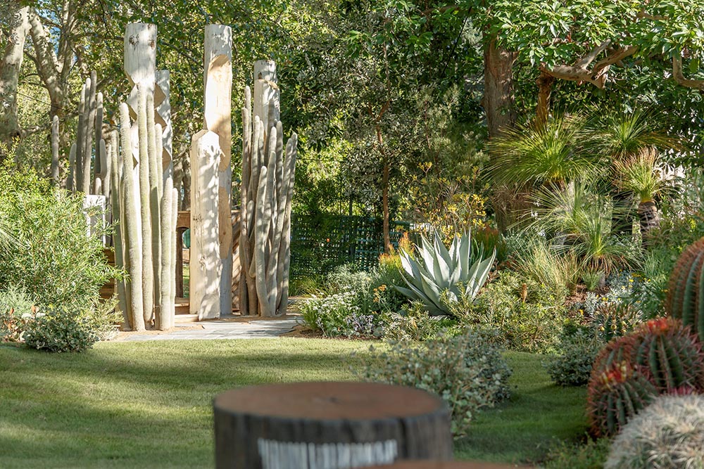 Thiết kế thi công sân vườn biệt thự đẳng cấp – Mongarden