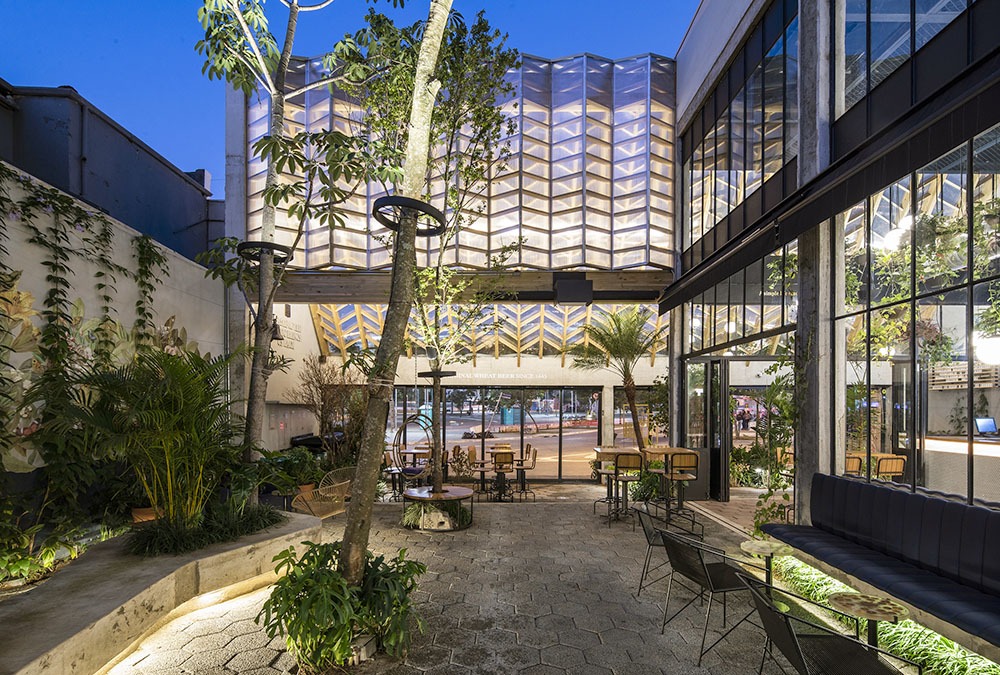 Thiết kế sân vườn, không gian xanh mát cho quán cafe - Mongarden