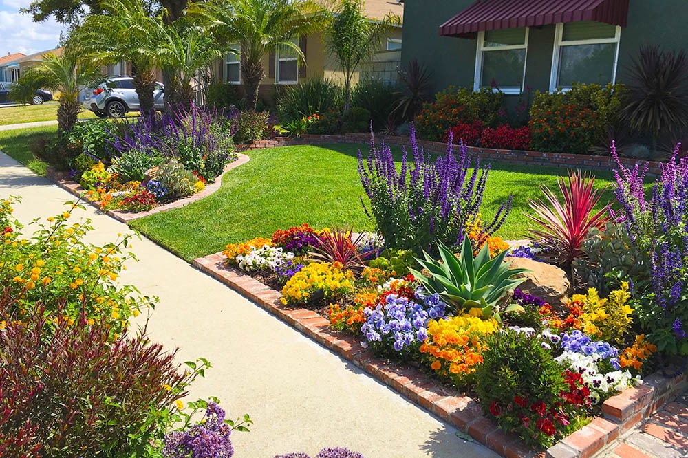 10 ý tưởng thiết kế vườn hoa đáng yêu để làm đẹp ngôi nhà của bạn
