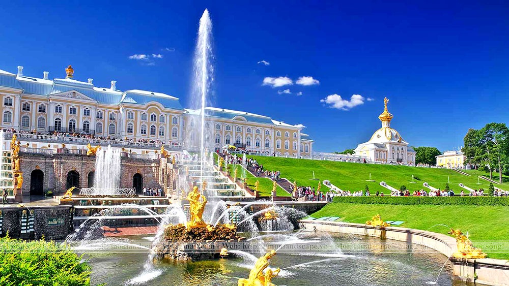 Quần thể đài phun nước mùa hè (St.Petersburg - Nga)