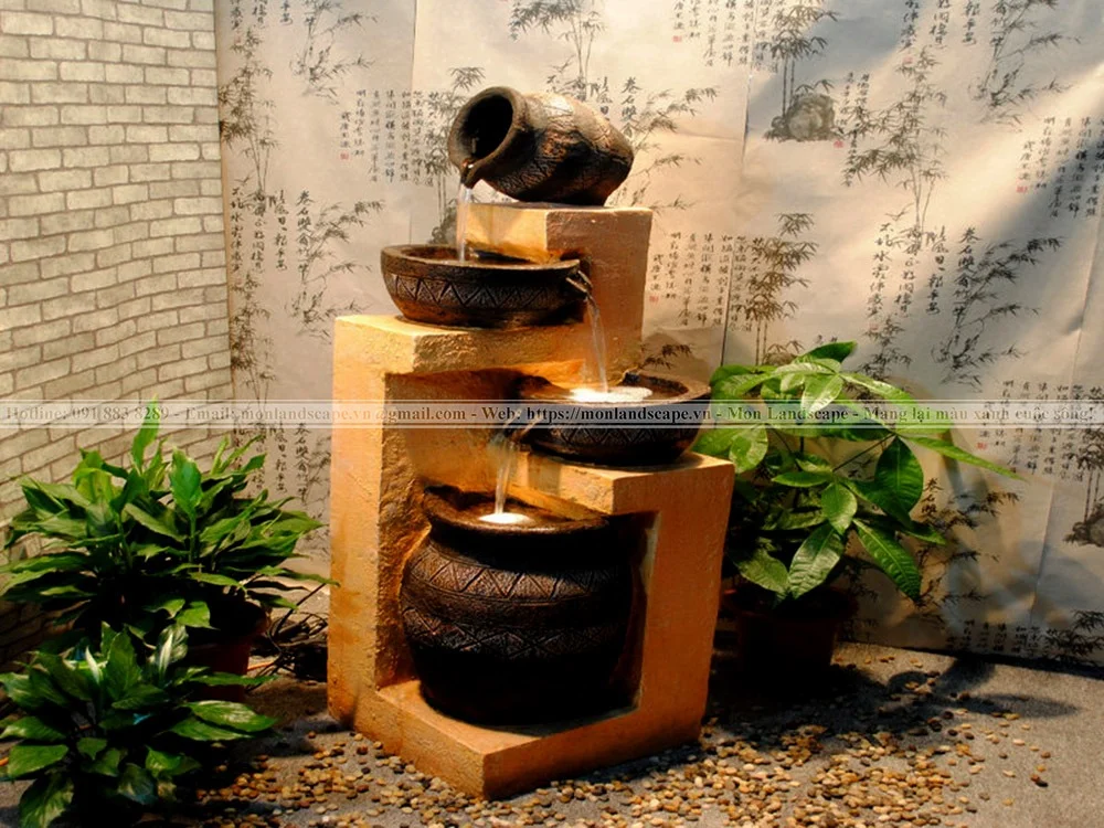 Thác nước có hòn non bộ