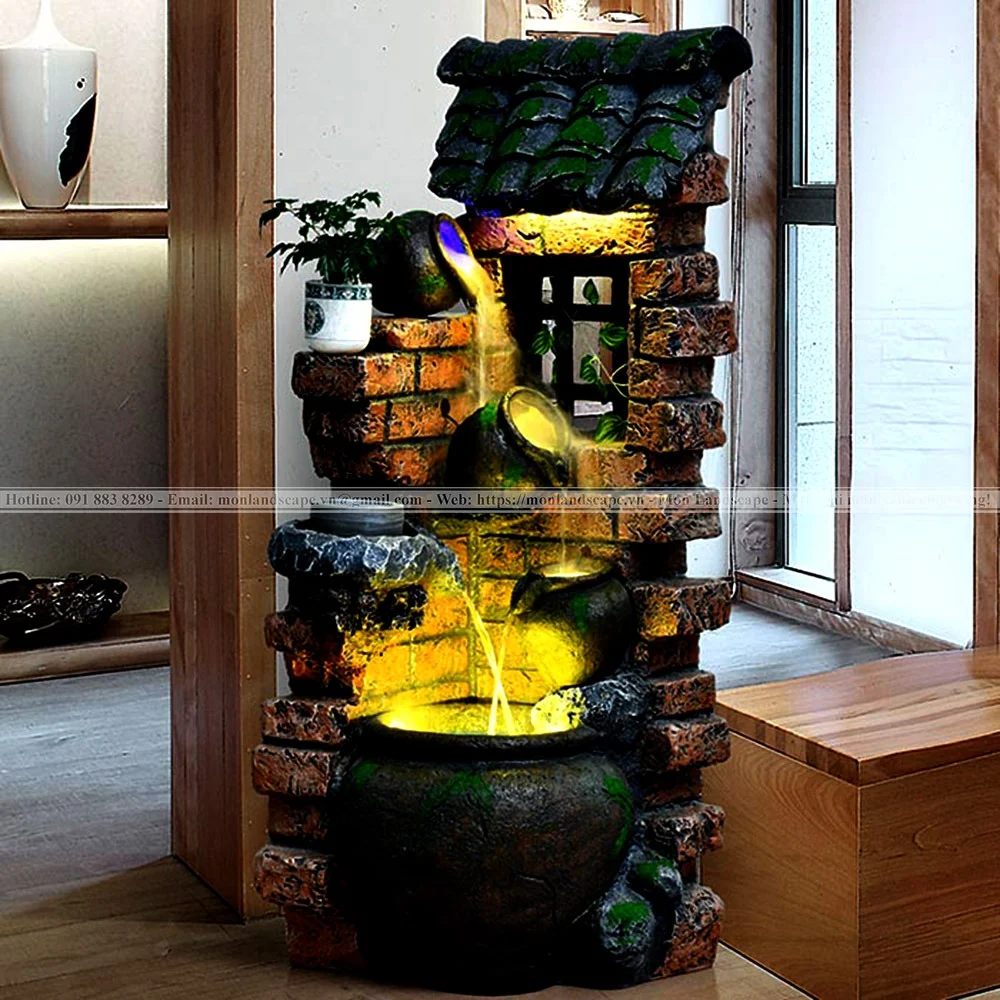 Thác nước có hòn non bộ