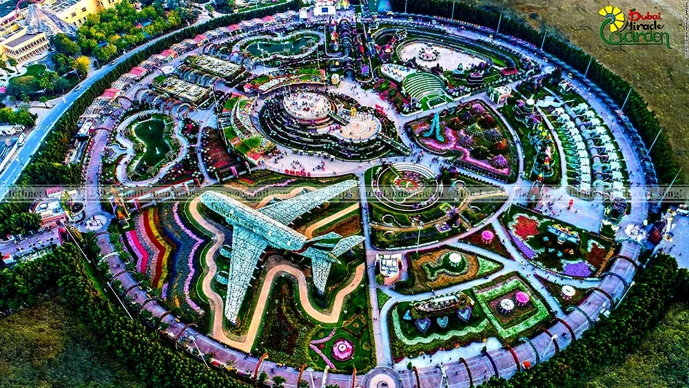 Vườn hoa kỳ diệu - Dubai Miracle Garden