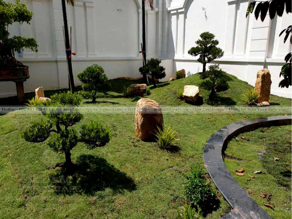 Tiểu cảnh đồi cỏ sân vườn