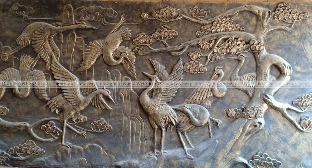 Trang trí sân vườn với tranh phù điêu