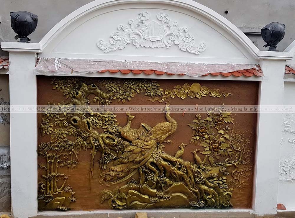Trang trí sân vườn với tranh phù điêu