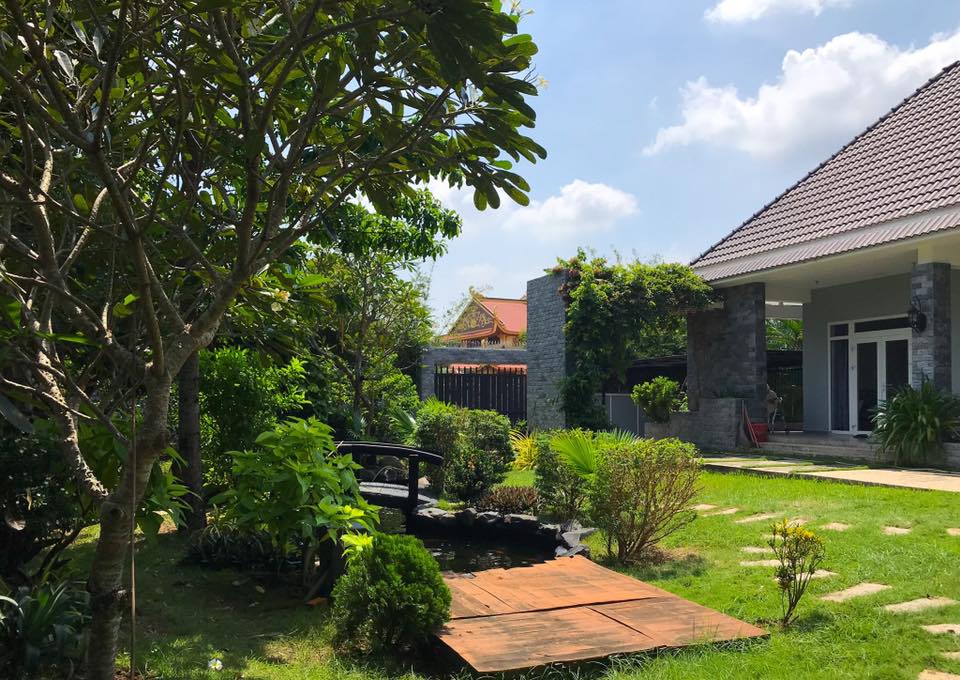 Sân vườn biệt thự thiết kế hiện đại